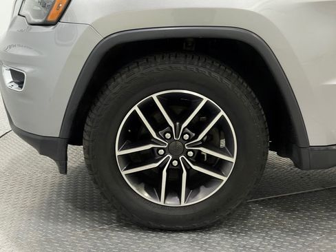 Used 2020 Jeep Grand Cherokee Limited w/ Premium Lighting Group image 35