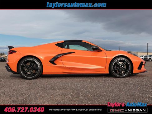 Used 2023 Chevrolet Corvette Stingray Premium Cpe w/ 3LT RWD image 3