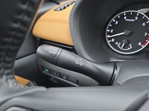 Used 2024 Nissan Sentra SV w/ SV Premium Package image 29