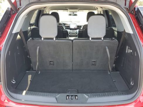 Certified 2023 Ford Explorer XLT w/ Equipment Group 202A AWD/4WD image 8