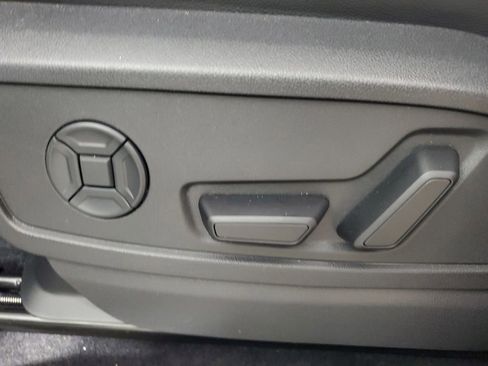 New 2025 Audi Q5 Premium Plus image 21