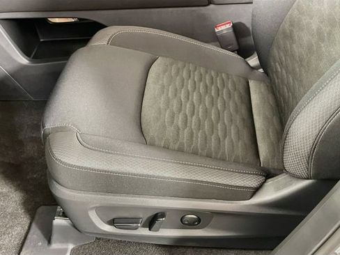 New 2026 Nissan Pathfinder SV FWD image 18