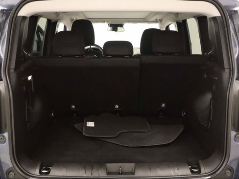 Used 2020 Jeep Renegade Altitude w/ UConnect 8.4 Nav Group image 19