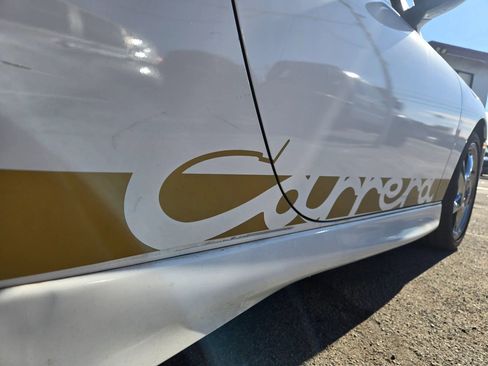 Used 2001 Porsche 911 Carrera 4 image 31