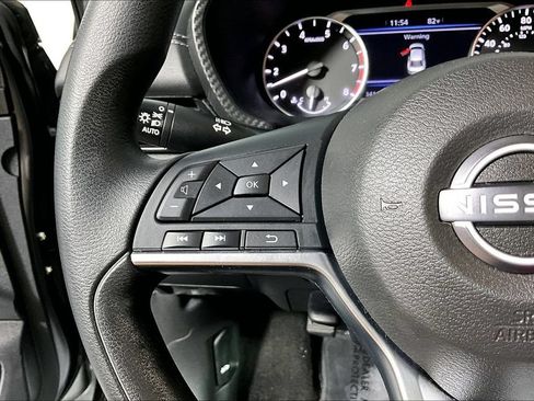 Used 2024 Nissan Sentra SV FWD image 18