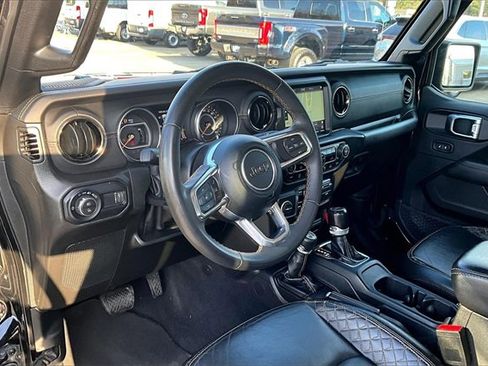 Used 2023 Jeep Gladiator Overland image 13