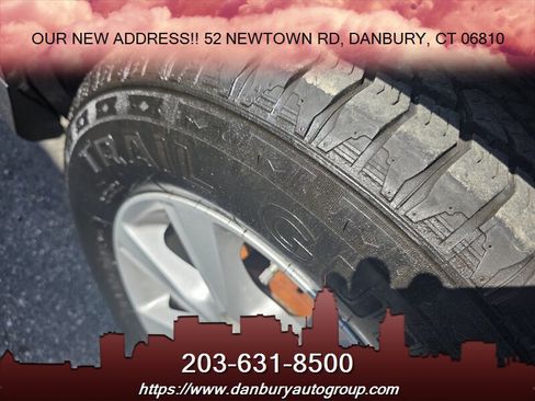 Used 2013 Toyota Highlander SE w/ Cold Weather Pkg image 5