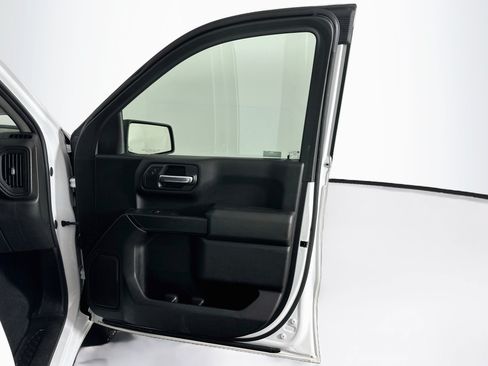 Used 2021 Chevrolet Silverado 1500 Custom Trail Boss w/ LPO, Dark Essentials Package AWD/4WD image 31