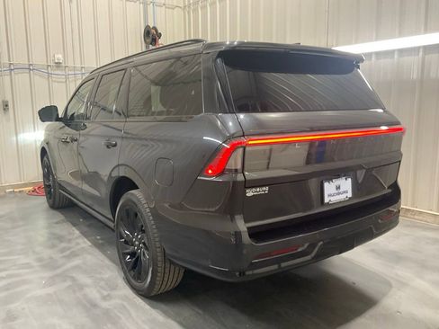 Used 2025 Lincoln Navigator Reserve w/ Jet Appearance Package AWD/4WD image 25