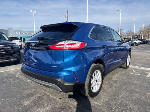 Used 2024 Ford Edge SEL w/ Convenience Package image 7