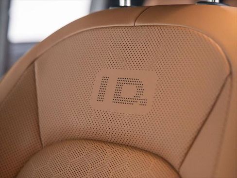 New 2025 Volkswagen ID. Buzz Pro S image 15