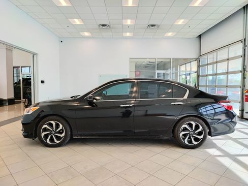 Used 2016 Honda Accord EX image 6
