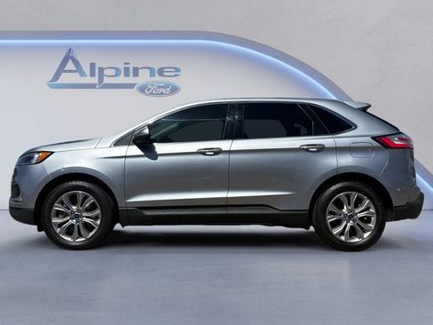 Used 2022 Ford Edge Titanium w/ Equipment Group 301A AWD/4WD image 2