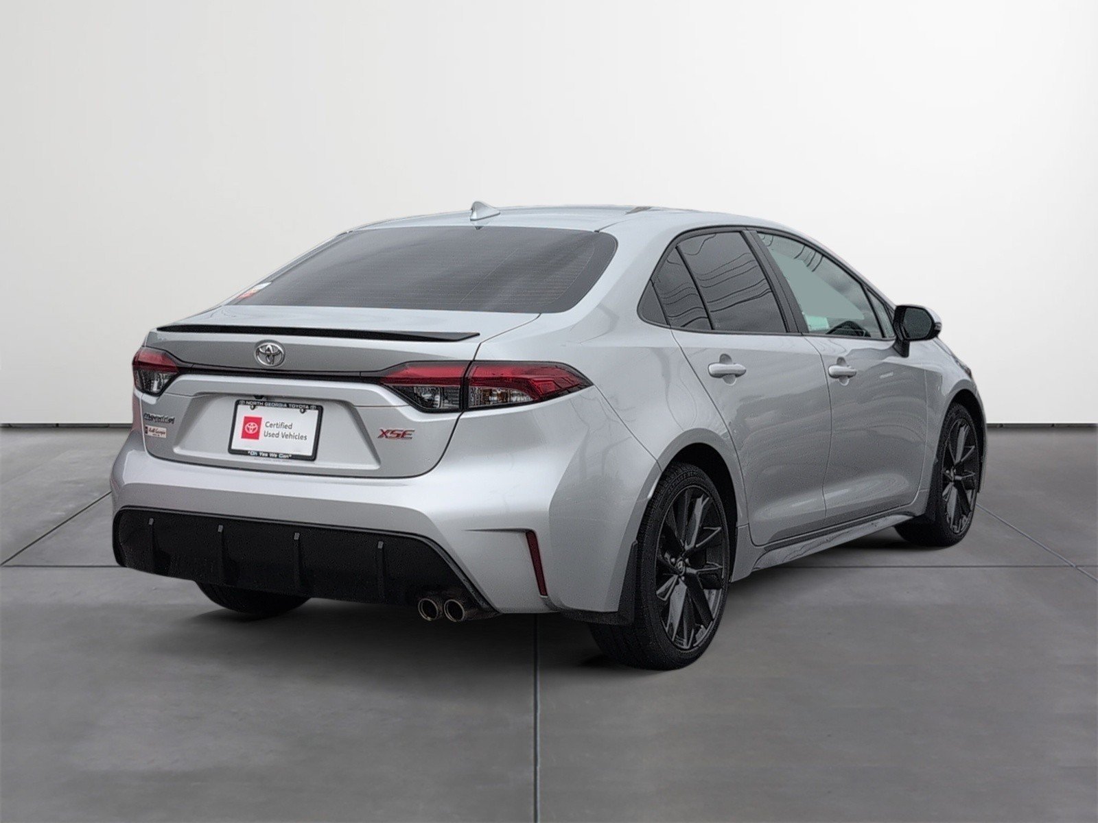 Used 2024 Toyota Corolla XSE FWD image 5