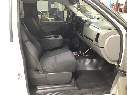 Used 2013 Chevrolet Silverado 2500 W/T image 15
