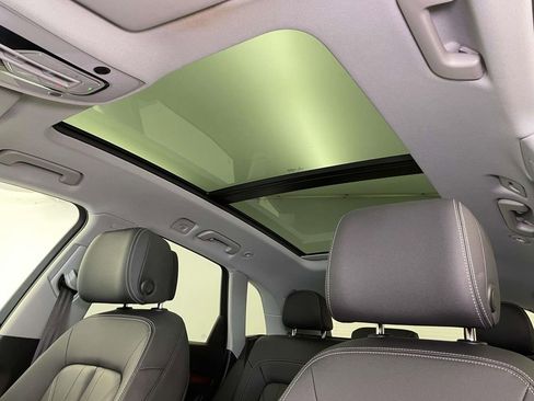 Used 2023 Audi Q5 2.0T Premium w/ Convenience Package image 18