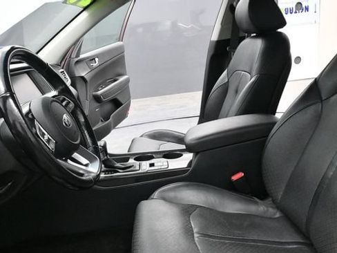 Used 2020 Kia Optima Premium FWD image 26