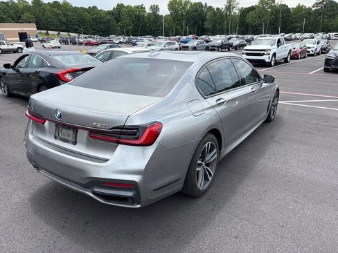 Used 2020 BMW 750i xDrive w/ Executive Package AWD/4WD image 2
