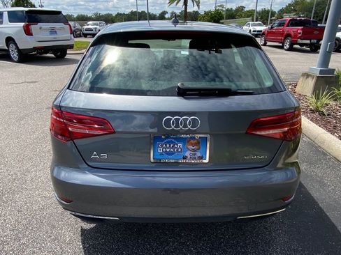 Used 2017 Audi A3 e-tron Premium image 10