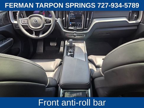 Used 2022 Volvo XC60 B5 R-Design w/ Advanced Package FWD image 17