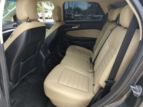 Used 2018 Ford Edge SEL w/ Equipment Group 201A FWD image 21