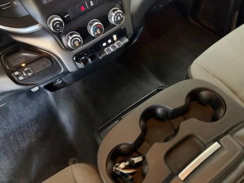 Used 2019 RAM 2500 Big Horn AWD/4WD image 30