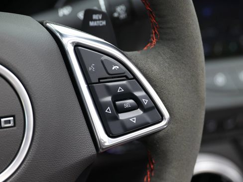 Used 2023 Chevrolet Camaro ZL1 RWD image 28