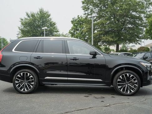 New 2026 Volvo XC90 T8 Plus w/ Protection Package Premier AWD/4WD image 4