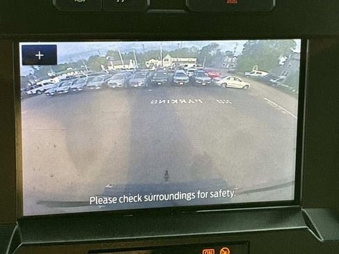 Used 2022 Ford F450 XLT w/ XLT Value Package image 35