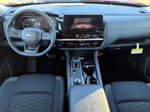 New 2026 Nissan Pathfinder SV image 11