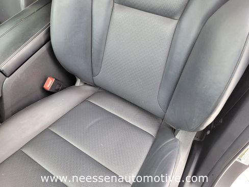 Used 2024 Nissan Rogue SV w/ SV Premium Package image 17