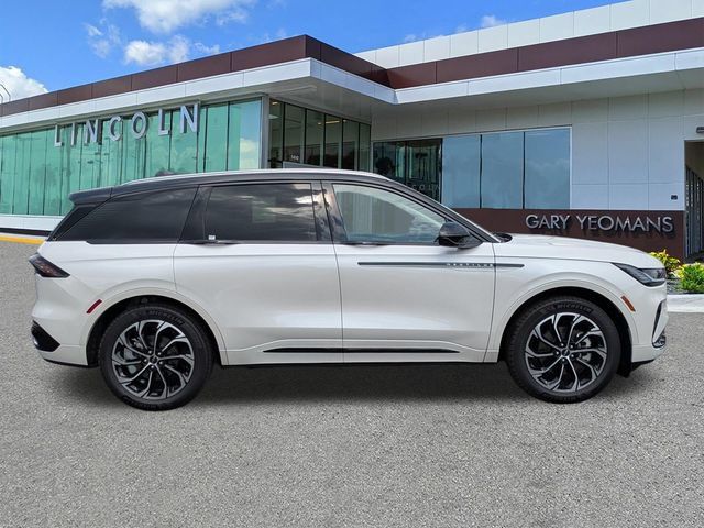 New 2026 Lincoln Nautilus Reserve AWD/4WD image 3