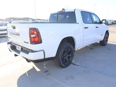 New 2026 RAM 1500 4x4 Crew Cab image 21