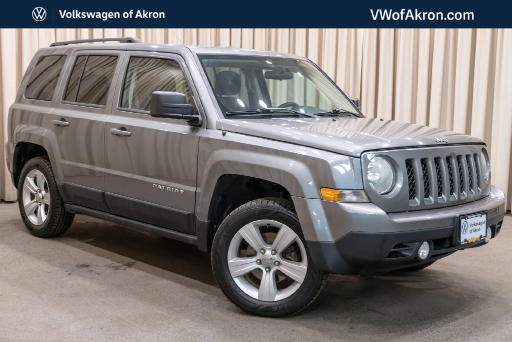 Used 2013 Jeep Patriot Latitude w/ Sun/Sound Group FWD image 1