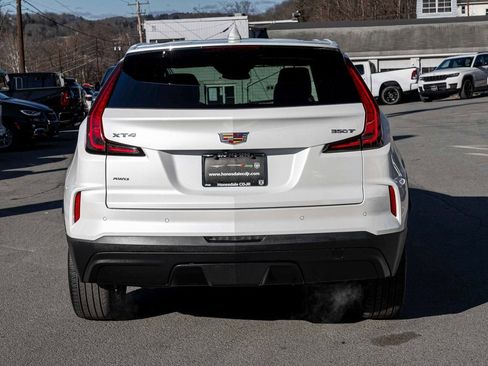 Used 2024 Cadillac XT4 Luxury w/ Trailering Package image 5