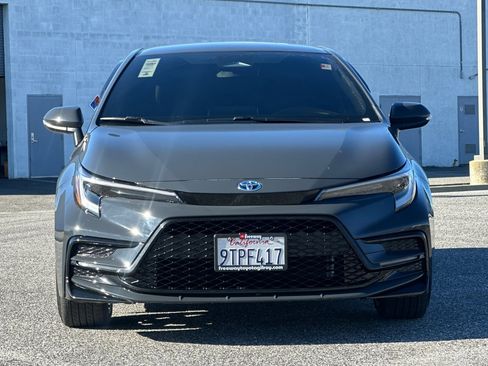 Used 2025 Toyota Corolla SE image 10