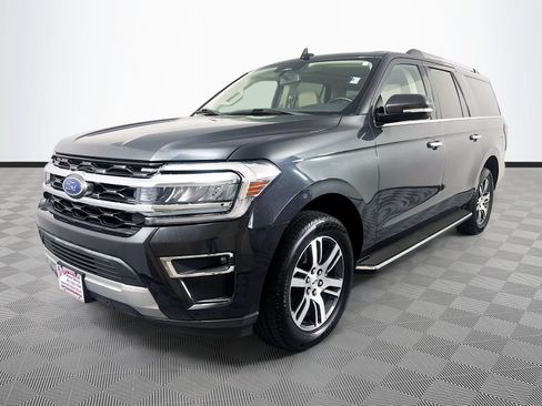 Certified 2023 Ford Expedition Max Limited RWD image 3