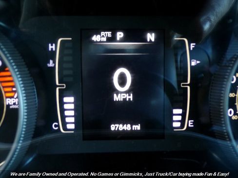 Used 2018 Jeep Cherokee Latitude Plus FWD image 11