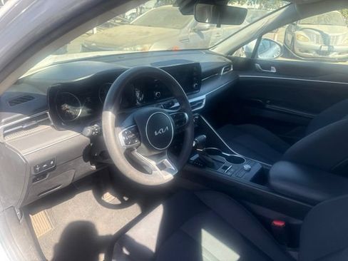 Used 2022 Kia K5 LXS FWD image 6