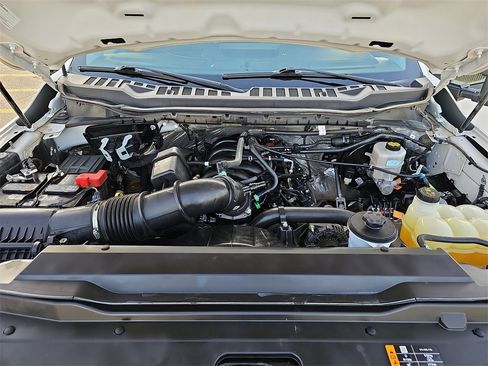 Used 2023 Ford F250 XL w/ XL Chrome Package image 26