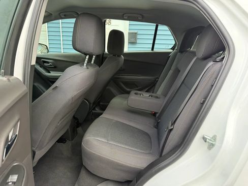 Used 2017 Chevrolet Trax LS w/ LPO, Protection Package AWD/4WD image 30