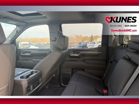 New 2026 GMC Sierra 1500 Elevation w/ Elevation Premium Package image 6