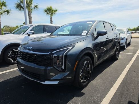 Certified 2026 Kia Sportage S AWD/4WD image 4