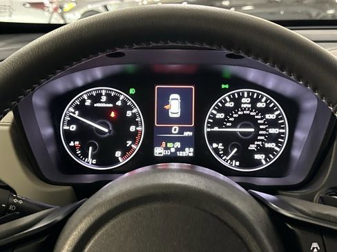 Used 2025 Subaru Forester Limited image 29