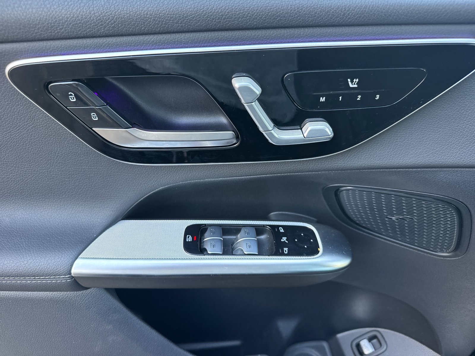 Certified 2026 Mercedes-Benz GLC 300 4MATIC image 11