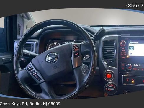 Used 2016 Nissan Titan Platinum Reserve image 39