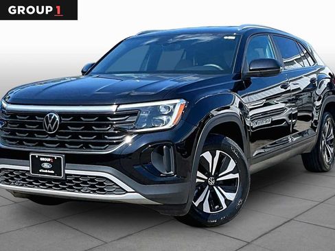 Used 2024 Volkswagen Atlas Cross Sport SE FWD image 1