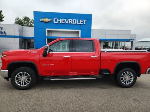 Used 2024 Chevrolet Silverado 2500 LTZ w/ LTZ Premium Package AWD/4WD image 1