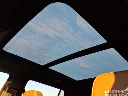 Certified 2024 Chevrolet Tahoe High Country image 20