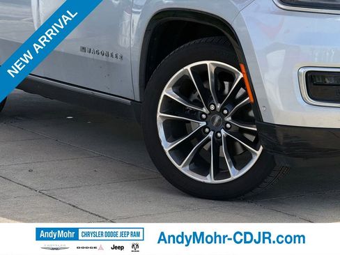 Used 2022 Jeep Wagoneer Series III w/ Premium Group I image 9